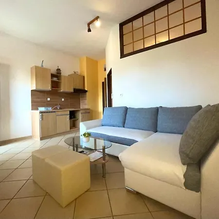 Apartmani Krajnovic Fazana Exterior photo