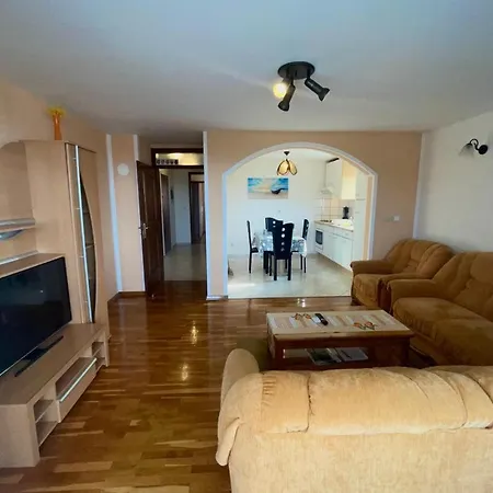 Apartmani Krajnovic Fazana Exterior photo