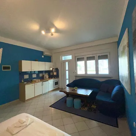 Apartmani Krajnovic Fazana Exterior photo