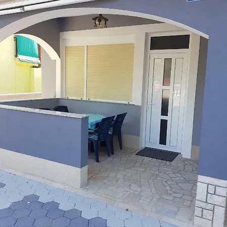 Apartmani Krajnovic Fazana Exterior photo